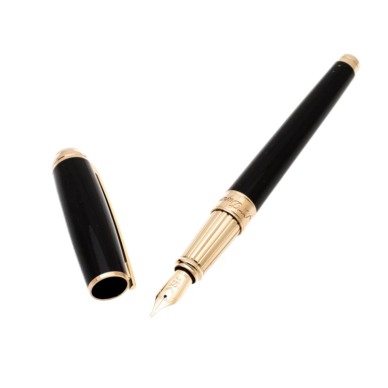 S.T. Dupont D Line Black Lacquer Gold Plated Fountain Pen For Men