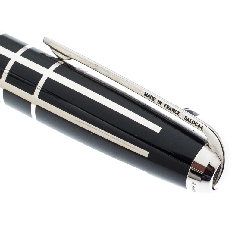 S.T. Dupont Defi Black Composite Palladium Finish Fountain Pen For Men - Image 3